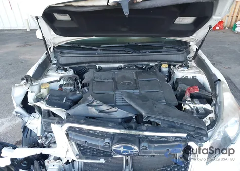 2013 Subaru Legacy 3.6R Limited из США, поврежденный, VIN 4S3BMDL65D2042601